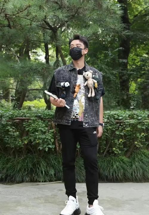 娱乐圈吃瓜爆料张若昀